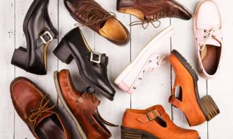 Le style différent de chaussures